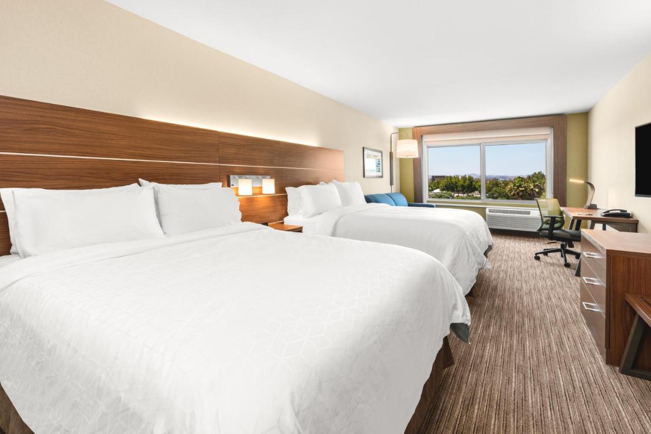 Holiday Inn Express & Suites - Suisun City By Ihg Exterior photo